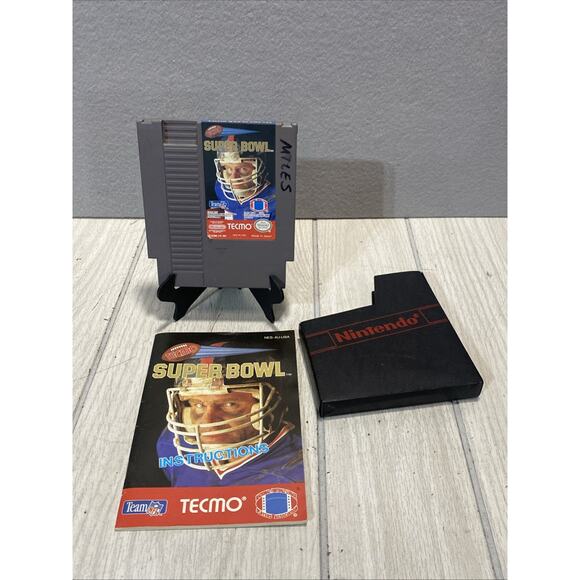 Tecmo Super Bowl (Nintendo NES, 1991) Authentic With Manual And Sleeve